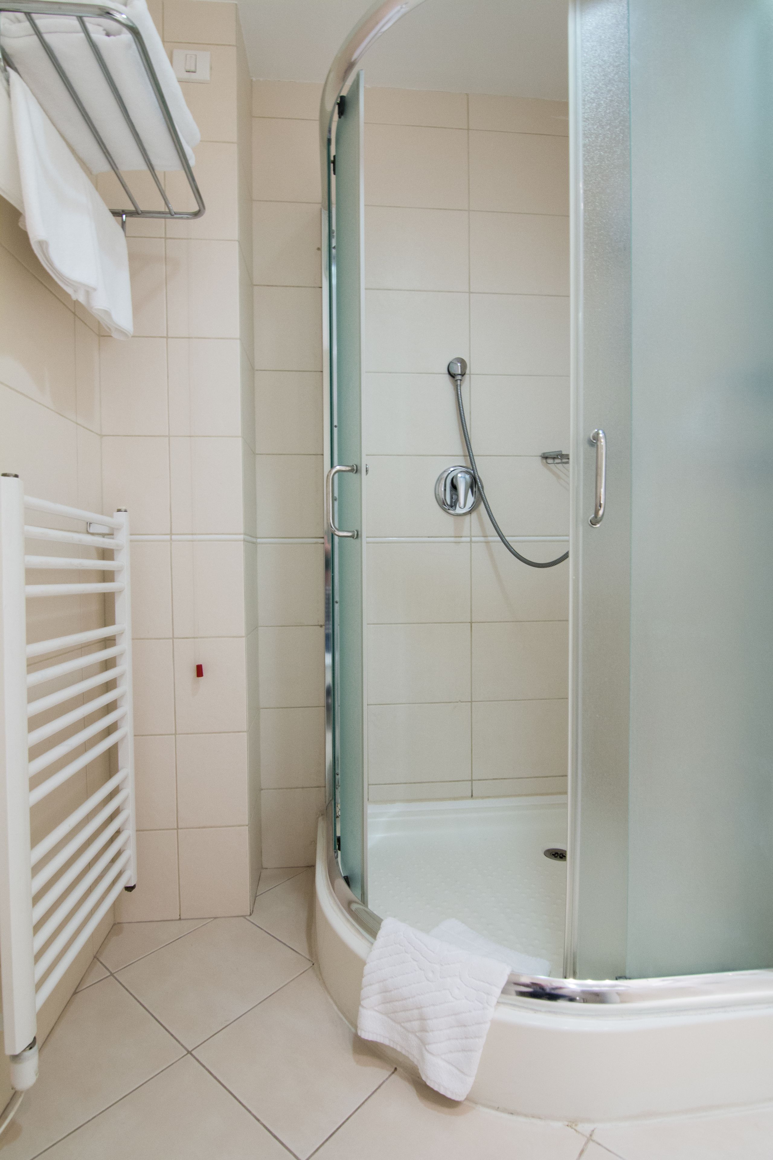 superior double or twin room | bathroom | shower, free toiletries, hair dryer, dressing gowns