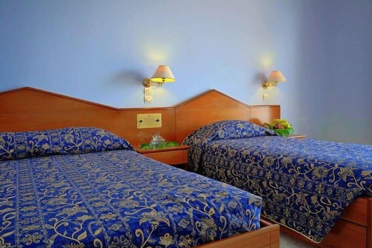 خزنة داخل الغرفة ومكتب وواي فاي مجانًا وملاءات أسرّة