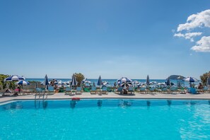 Outdoor pool - Hotel Astir Palace (Zakynthos)