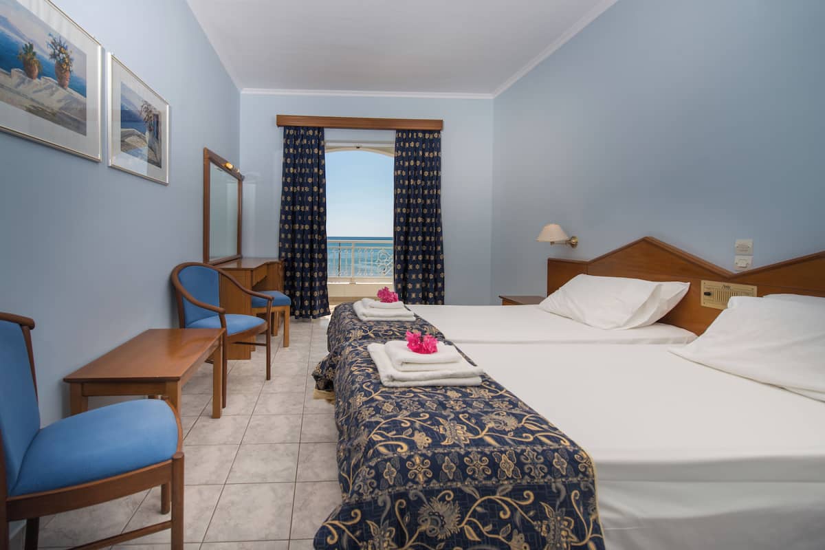 In-room safe, desk, free WiFi, bed sheets