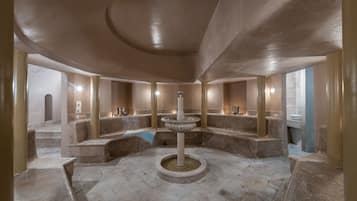 Sauna, dampbad, tyrkisk bad/hammam, kropsbehandlinger