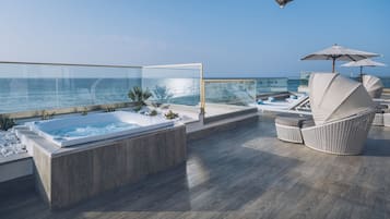 Sun deck