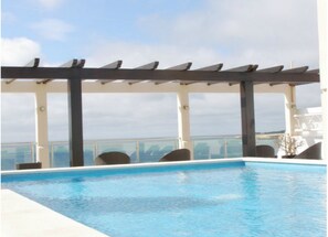 Outdoor pool - Hotel Apartamento Algar (Silves)