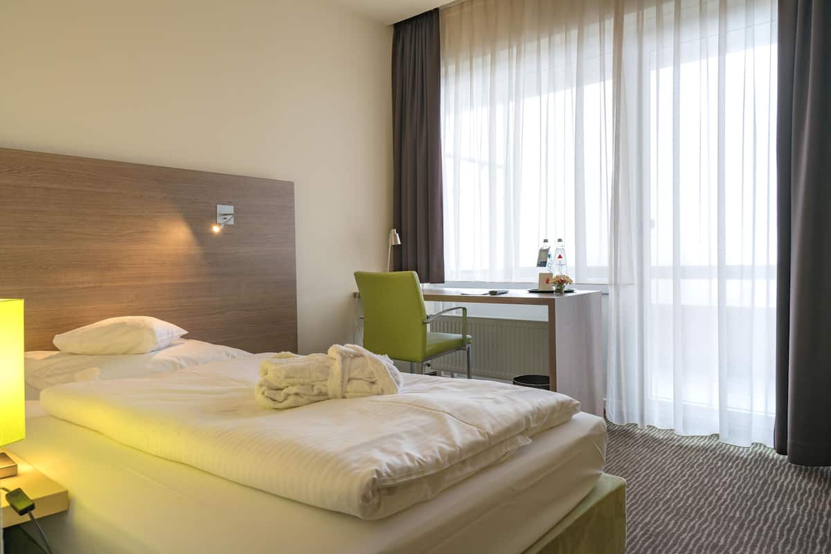 In-room safe, desk, rollaway beds, free WiFi