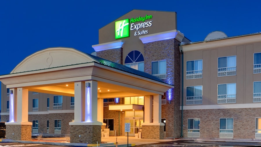 Holiday Inn Express Hotel & Suites Grants - Milan by IHG