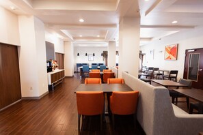 Gratis frukostbuffé varje dag 