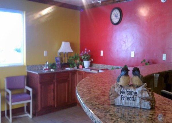 Reception - Economy Inn & Suites (St. George)