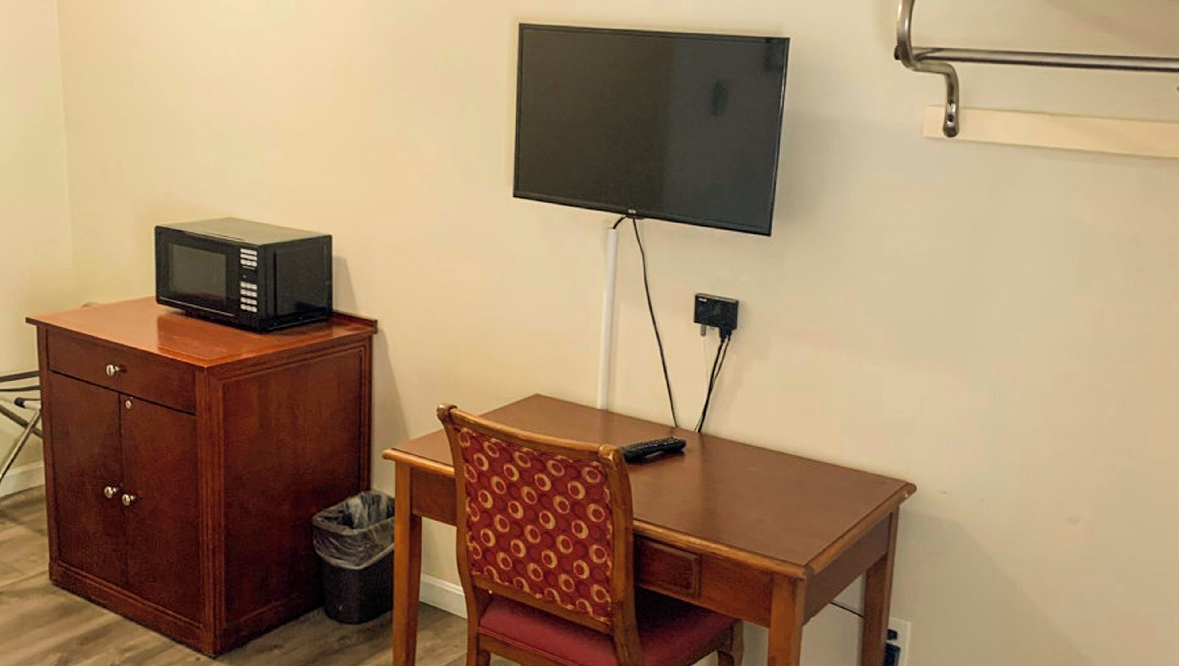 โต๊ะทำงาน, Wi-Fi ฟรี, ผ้าปูที่นอน