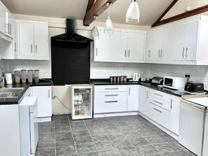 Superior Twin Room, Ensuite | Breakfast meal - City Centre Guest House - Gloucester Park (Gloucester)