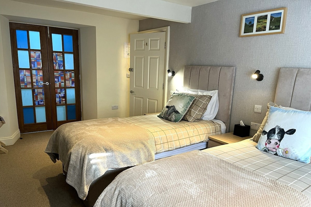 Twin Room, Ensuite