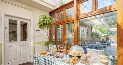 The Highworth Hotel