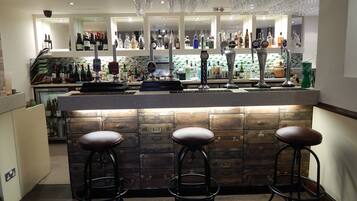 Bar (in der Unterkunft)