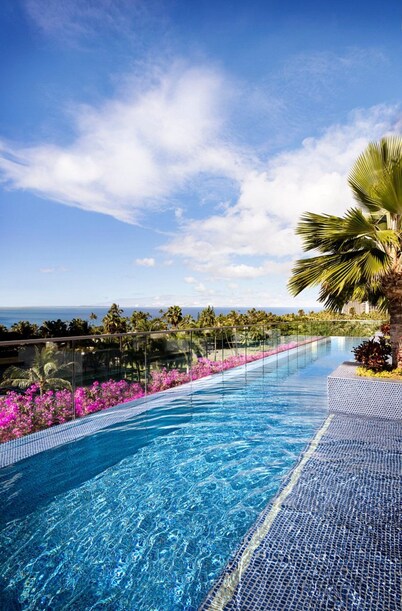 Ka Laʻi Waikiki Beach, LXR Hotels & Resorts