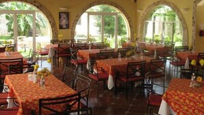 Dining - Dolcemente Ekbalam (Temozon)