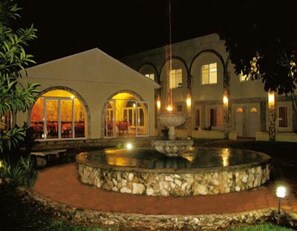 Front of property - evening/night - Dolcemente Ekbalam (Temozon)