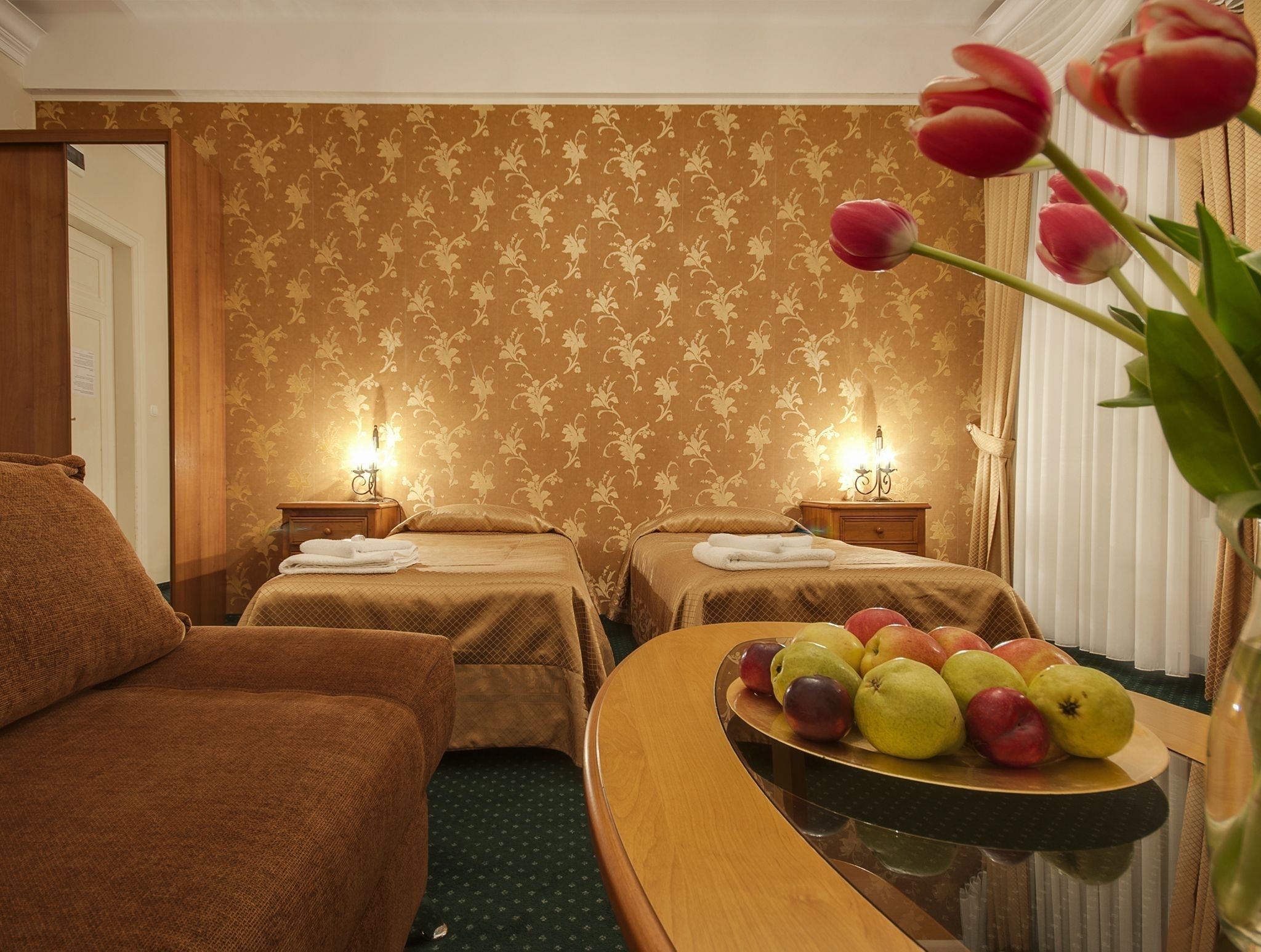 classic double or twin room | individually decorated, individually furnished, iron/ironing board