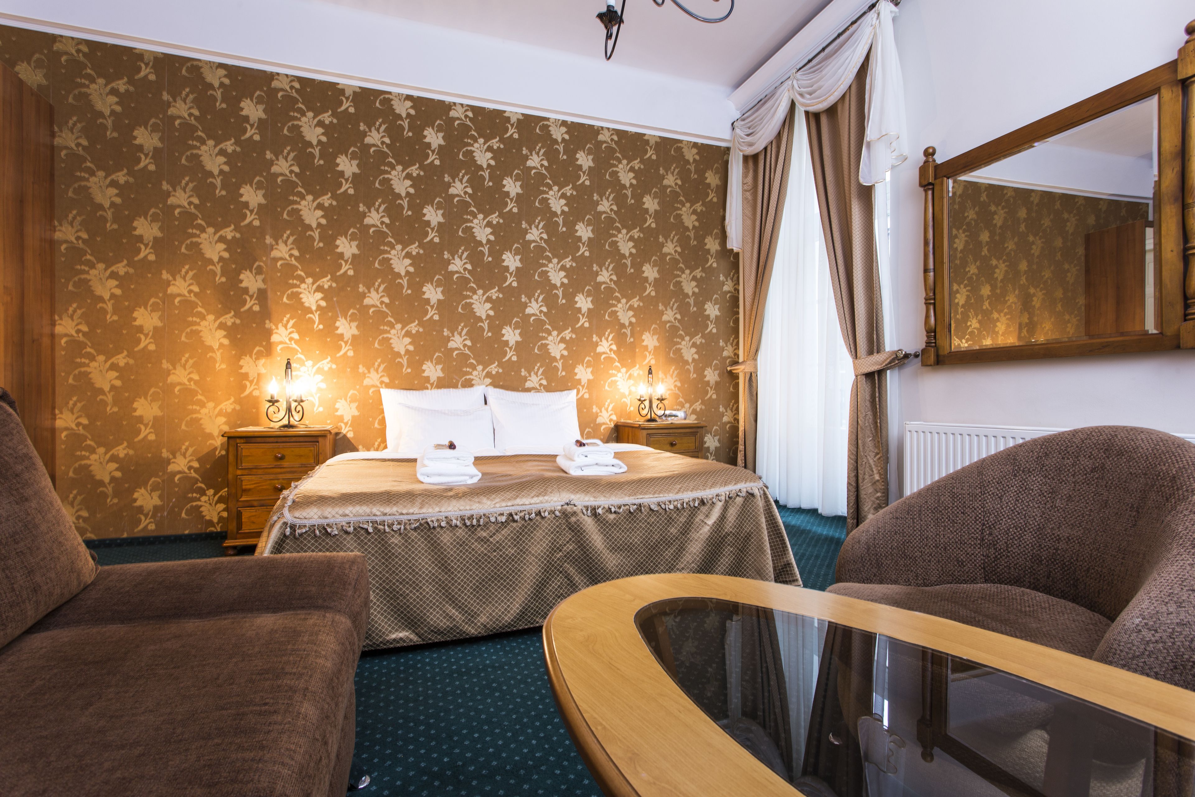 classic double or twin room, city view | individually decorated, individually furnished, iron/ironing board