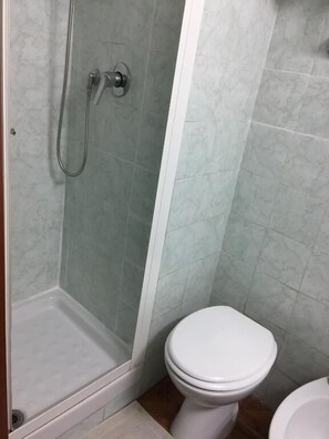 Minibar, in-room safe, desk, free WiFi - Hotel Gabriele (Rome)