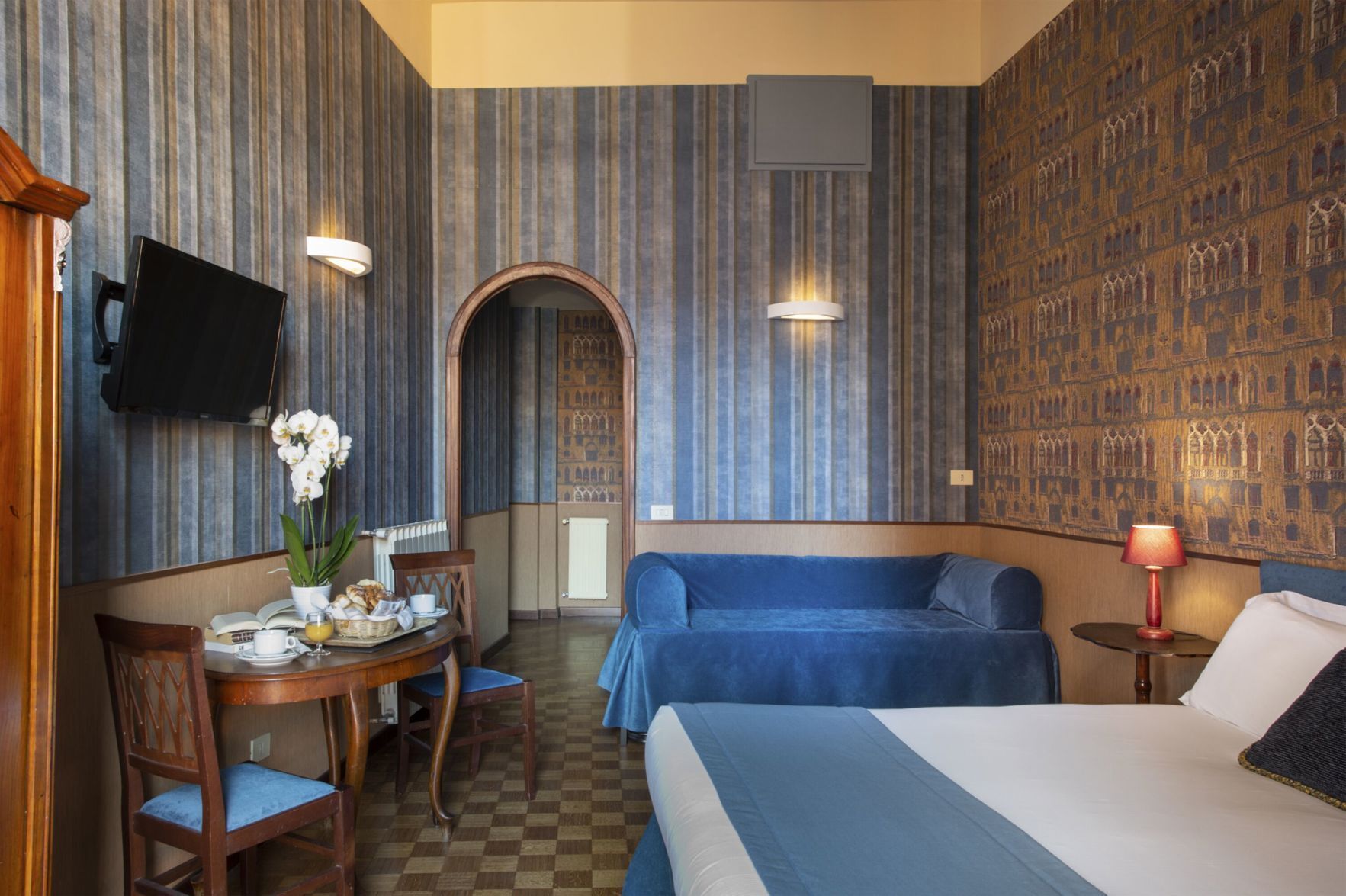 Colchones con acolchado adicional y minibar