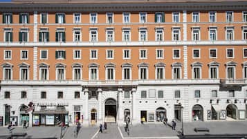 Facciata della struttura
