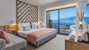 Deluxe Twin Room, 2 Twin Beds, Terrace, Sea View | Hypo-allergenic bedding, minibar, in-room safe, individually decorated