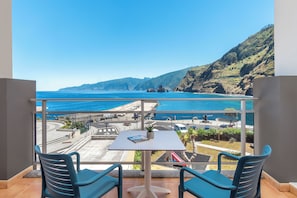 Superior Room, 2 Single Beds, Terrace, Sea View | Exterior