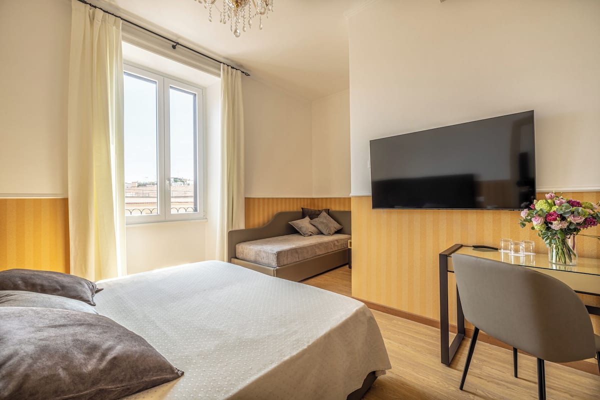 Superior Double or Twin Room | Minibar, iron/ironing board, free cribs/infant beds, free WiFi