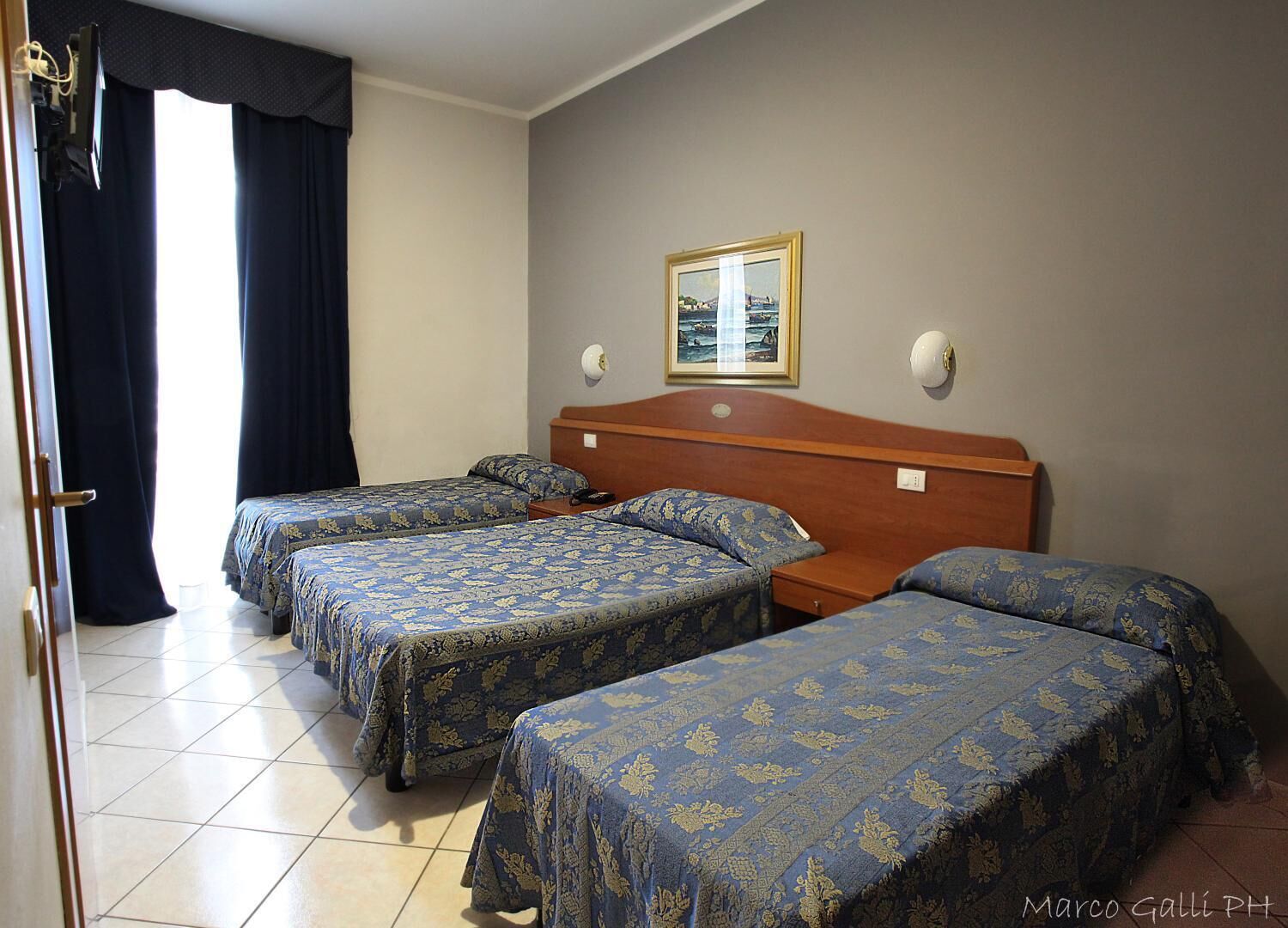 In-room safe, desk, free cots/infant beds, rollaway beds