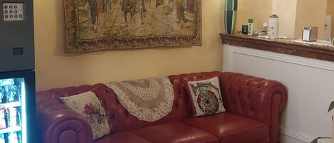 Área de estar no saguão