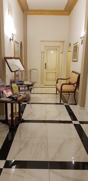 Lobby - Duca D'aosta (Florence)