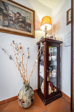 32-inch TV with digital channels - Alla Dimora Altea (Florence)