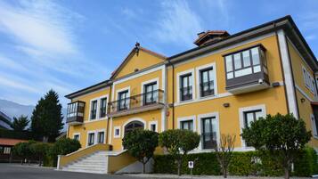 Façana frontal de l'allotjament