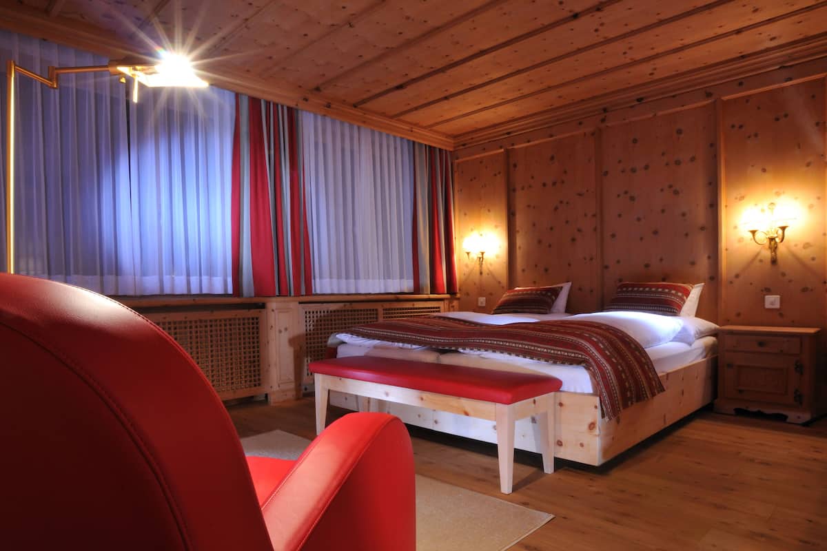 Superior Double Room | 1 bedroom, hypo-allergenic bedding, down duvets, in-room safe