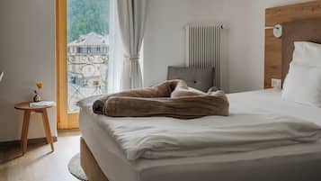 Superior Single Room, Mountain View | Premium bedding, down comforters, in-room safe, blackout drapes