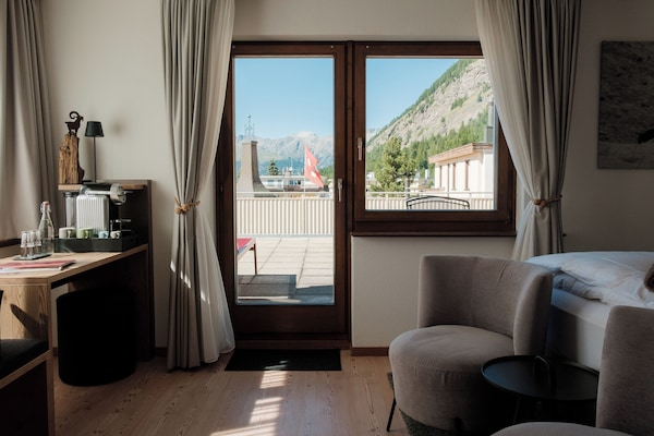 Deluxe Double Room | Premium bedding, down duvets, in-room safe, blackout curtains