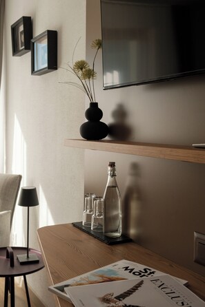 Deluxe Double Room | Room amenity