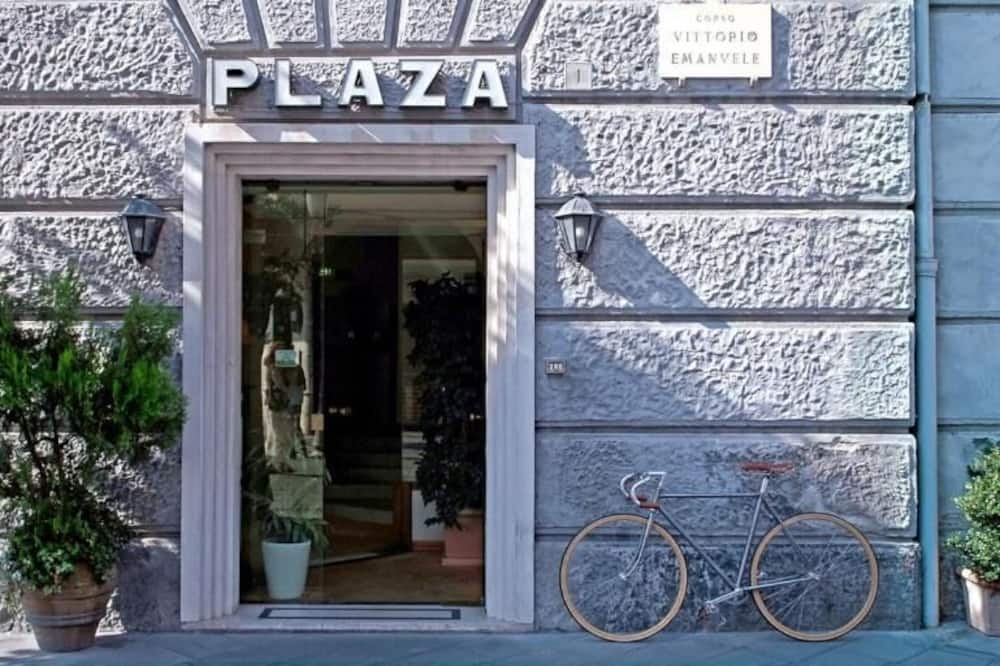 Hotel Plaza