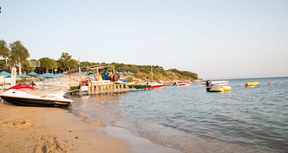 Tuntas Beach Hotel Altinkum