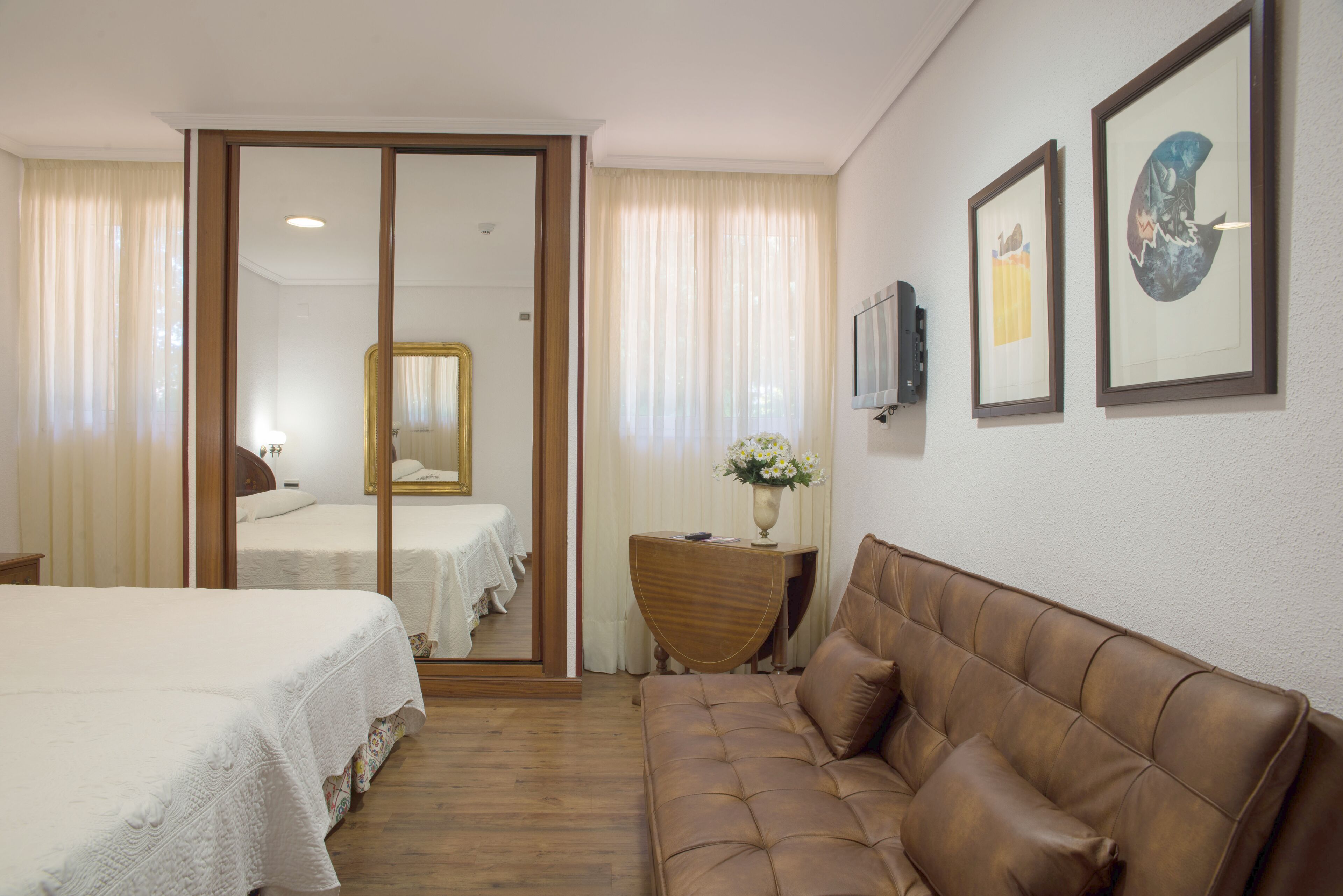 family room | individually decorated, individually furnished, desk, free wifi