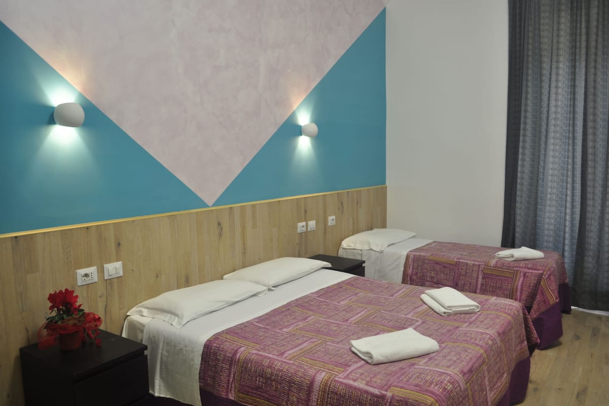 Desk, iron/ironing board, rollaway beds, free WiFi