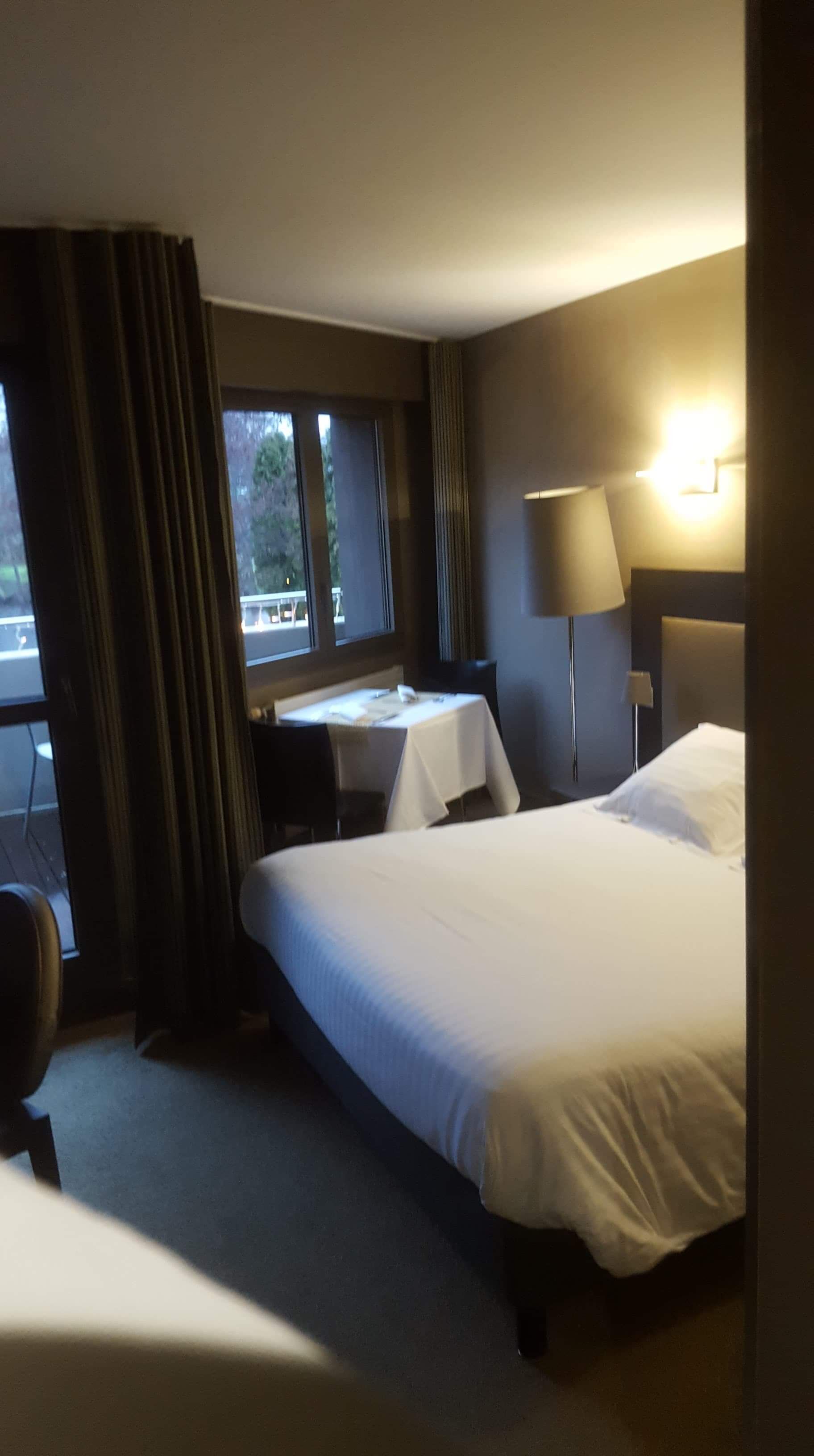 in-room safe, desk, soundproofing, free cots/infant beds