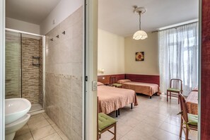 Quadruple Room | Desk, free cots/infant beds, free WiFi - Hotel Katty (Rome)