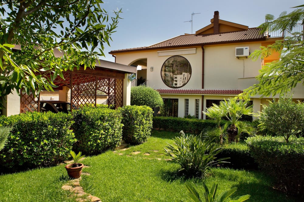 Il Mandorlo