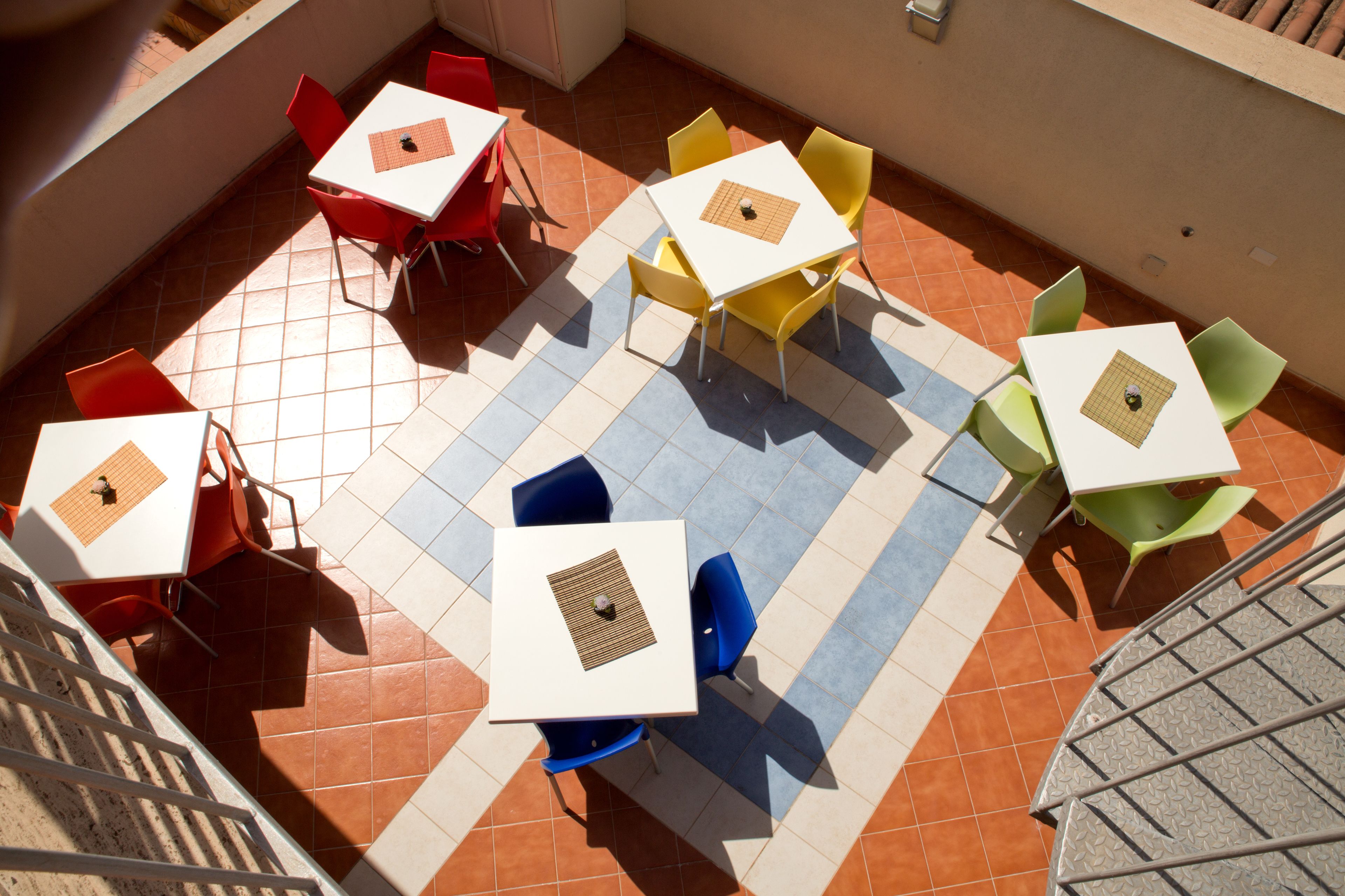 Ilmainen päivittäinen buffetaamiainen 