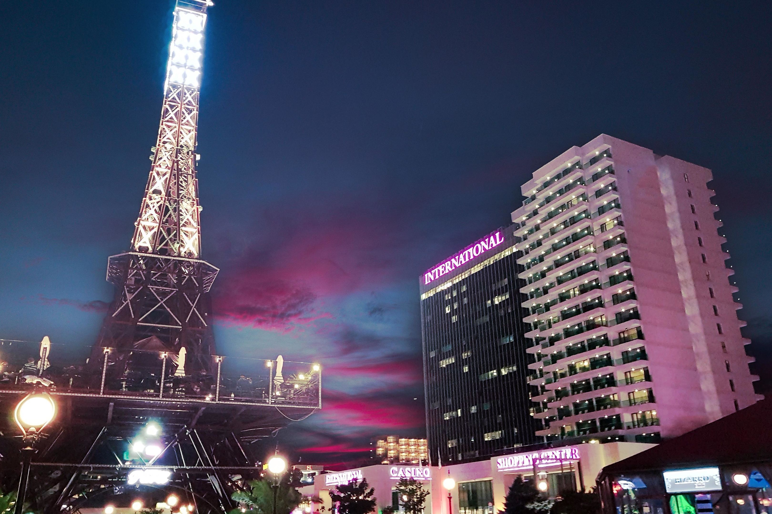 Foto - International Hotel Casino & Tower Suites