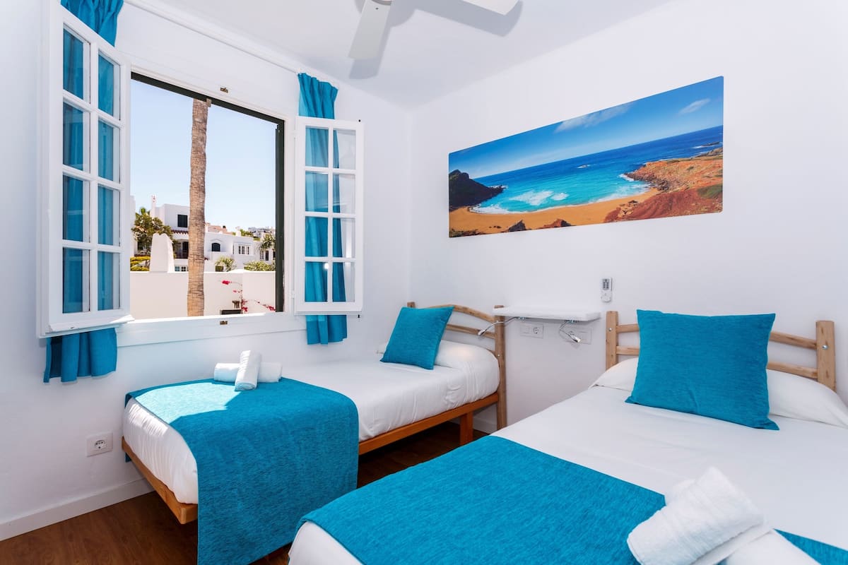 1 bedroom, blackout curtains, free cots/infant beds, free WiFi