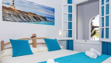 Apartment, 1 Bedroom (Priority location) | 1 bedroom, blackout curtains, free cots/infant beds, free WiFi