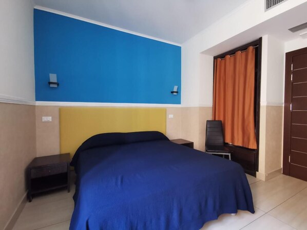 Couette en duvet d'oie, articles gratuits dans le mini-bar