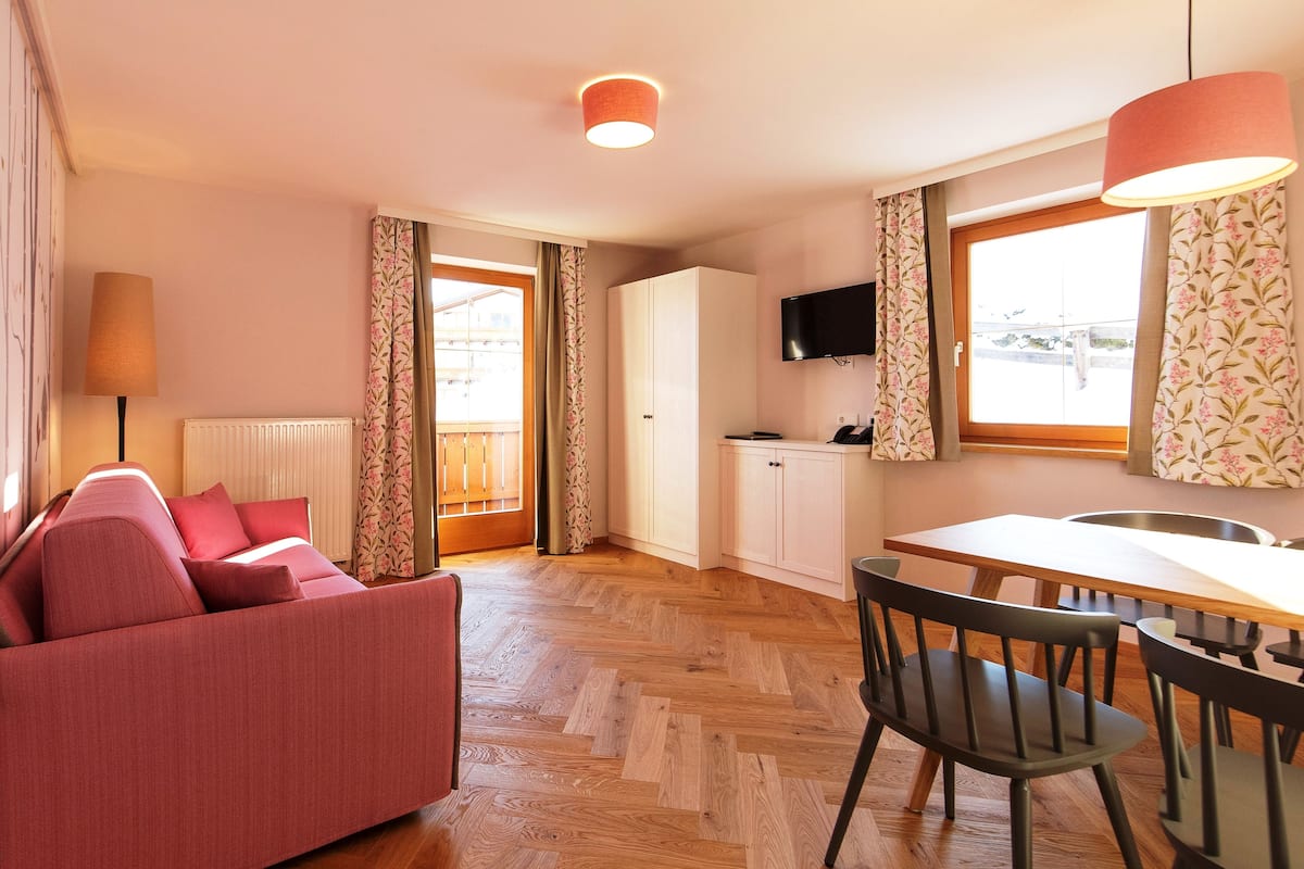 Family Apartment, Balcony, Annex Building (Apartment 2 - Haus Antonia) | 2 bedrooms, premium bedding, minibar, in-room safe