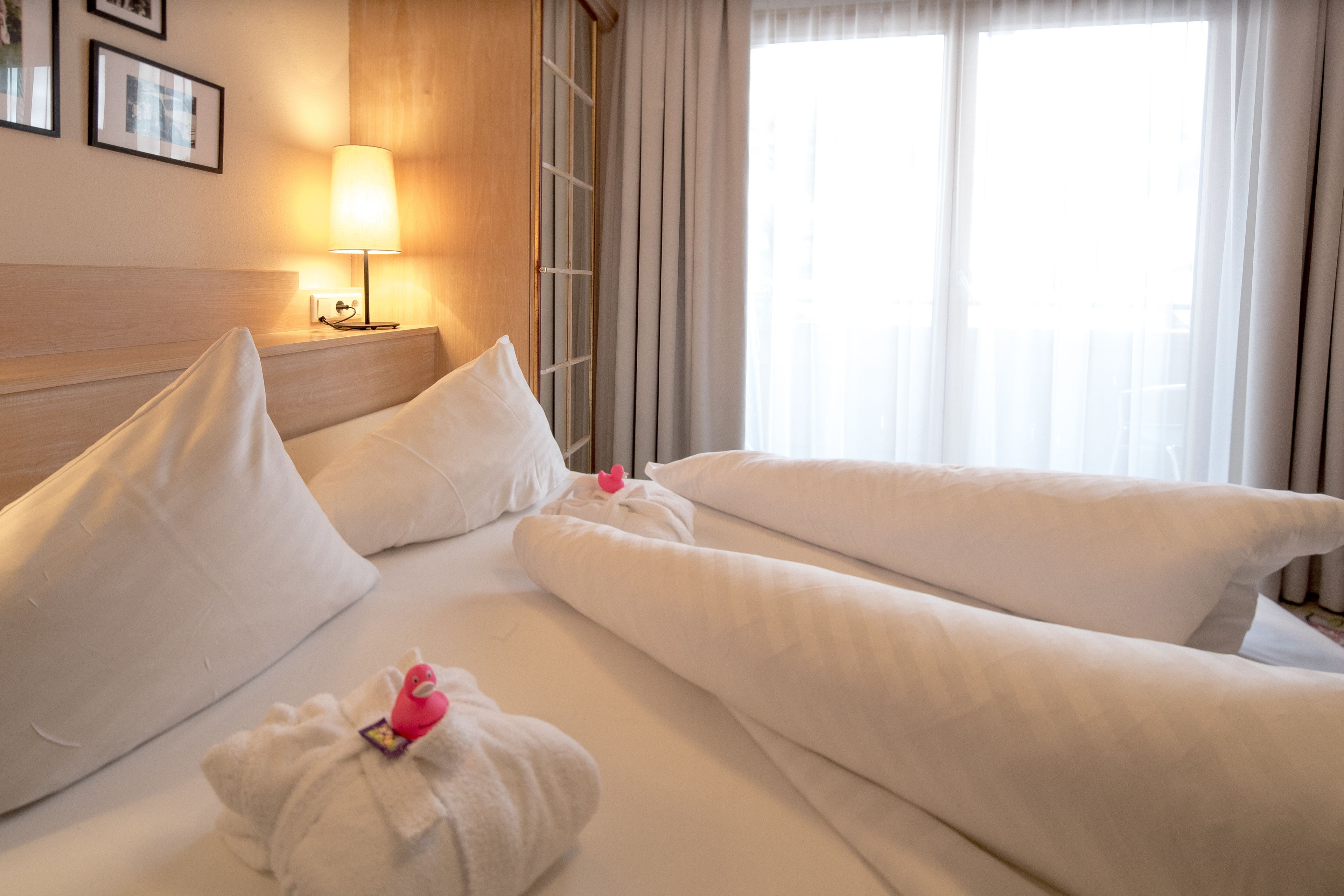 family room (blømster) | view from room